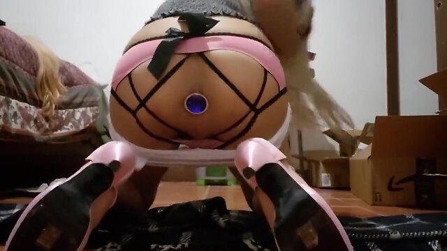 Very pretty CD with pink sextoy