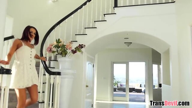 Transbabe Khloe Kay gets drilled hard