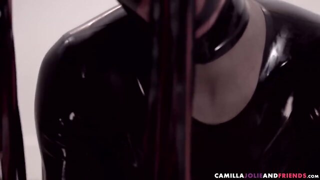 Black t-girl in latex