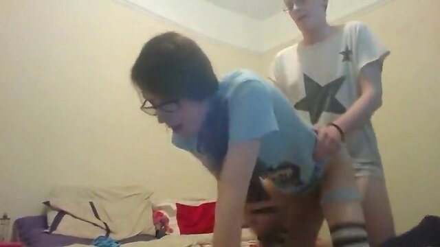 Nerdy teeny fucks his CD sissy