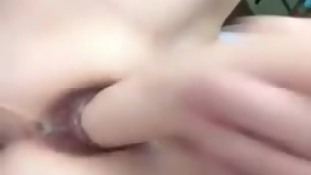 Ladyboy toys loose butthole and goes up from limp clitty