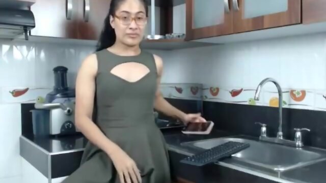 Skar cumshow 05-10-18