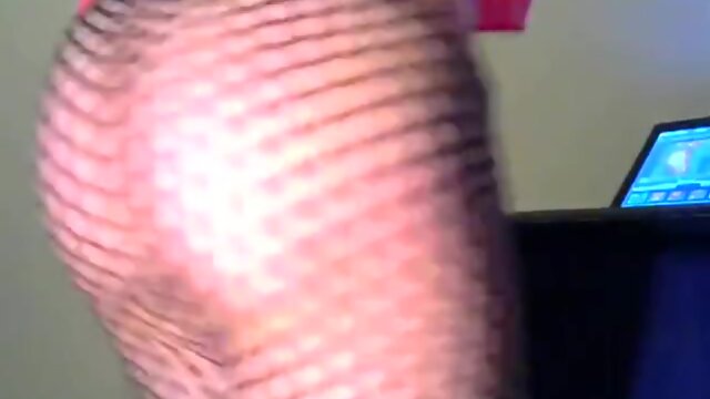 Transsexual Katrina cumming handsfree