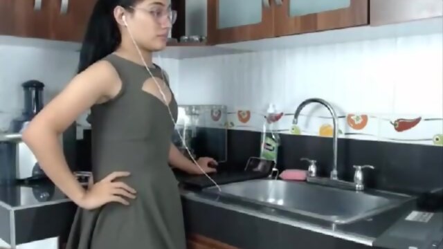 Asia massive penis and loads