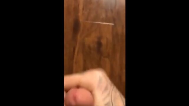 Tatted She-Male & Sextoy