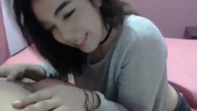 Amateur Ladyboy`s Naughty & Daring Performance: Explore & Push Boundaries