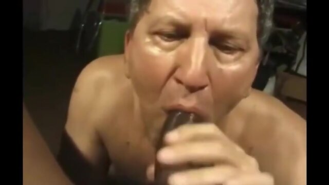 Black Babe`s Wild Moves Make You Sweat: Big Ass, Big Cock, Big Tits