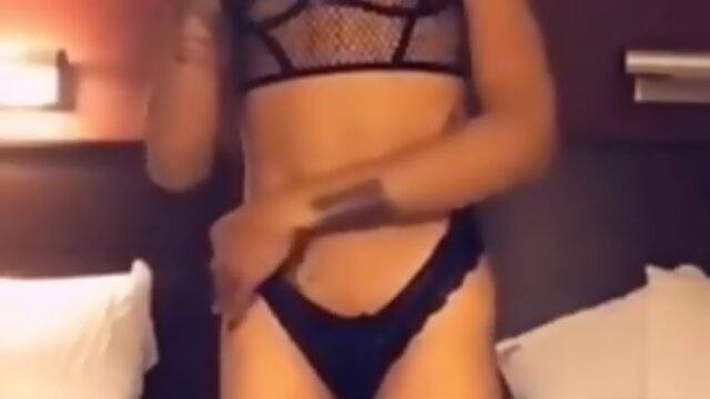 Addicted to ebony trannies