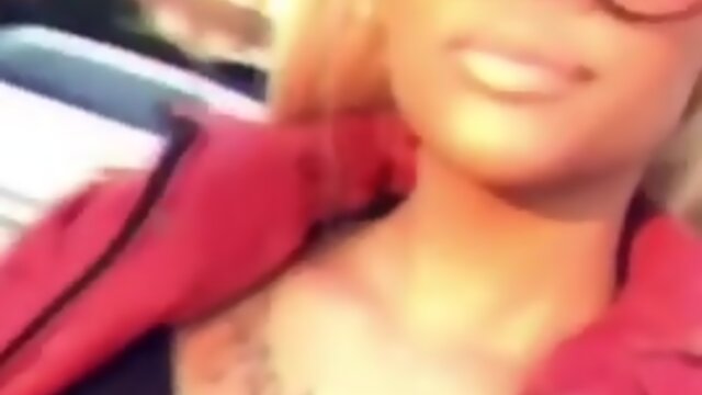 Addicted to ebony trannies