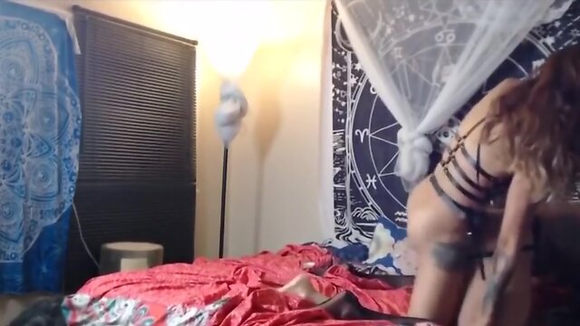 Monster dick TRANSSEXUAL pounds muscled guy