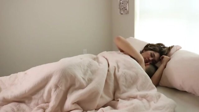 Sensuous Latin Mature Delights in 60fps Anal & Blowjob!