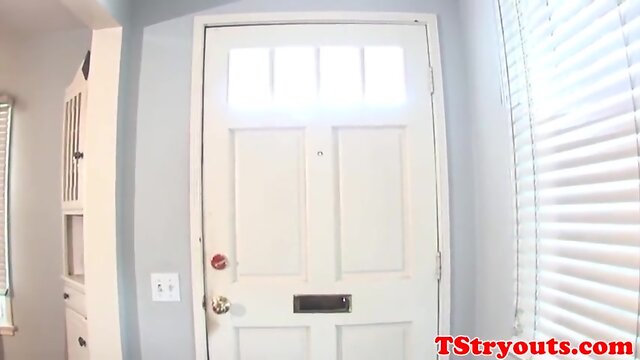 Asian trans babe sprays jizz at casting