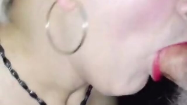 Sexy she-male drain many dicks