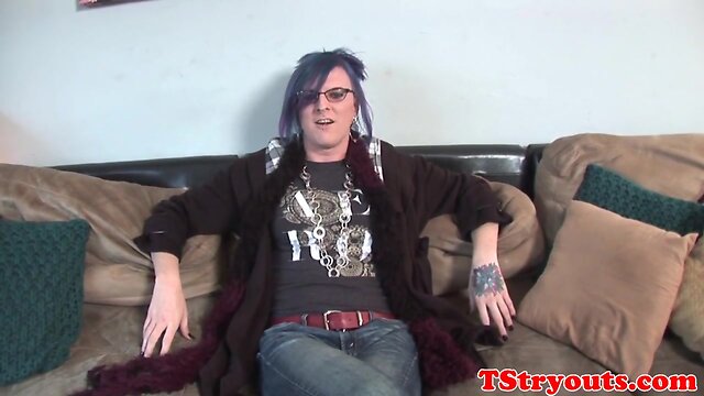 Alt ladyboy teasing her butt during casting