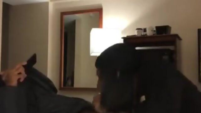 T-Chick giving loud sloppy bj