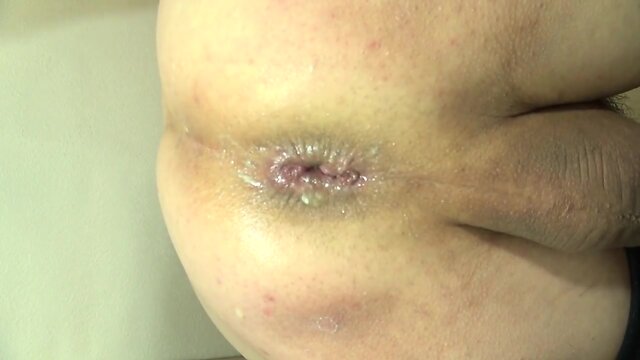 053 60mm huge dildo inserting close-up