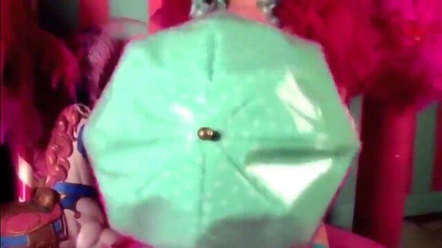 T-Girl in compilation goes up...