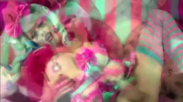 T-Girl in compilation goes up...