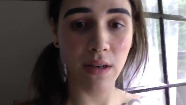 Amateurish tgirl self facial