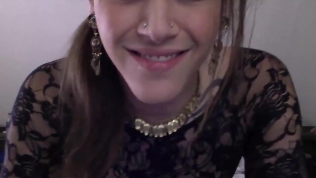 Amateurish tgirl self facial