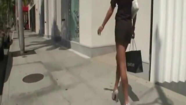 Hookers & street walkers street life !