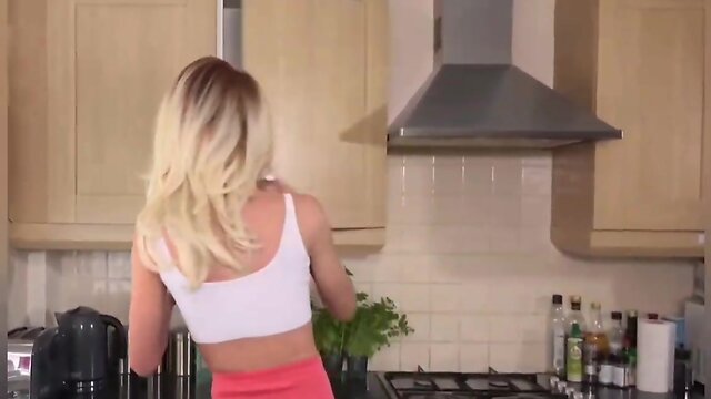 Geile pret met tante jet.