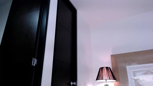 Lindamichellts: Big Tits, Masturbation & Teens - A Dream Come True!