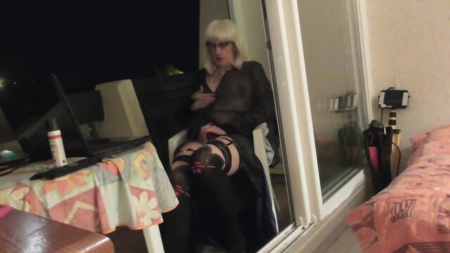 Sonia so excited on balcony