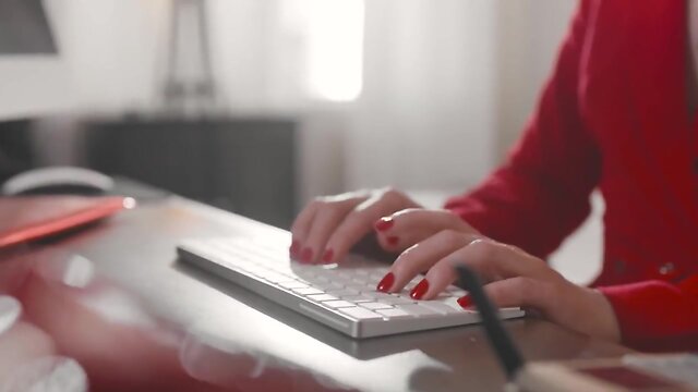 Trans boss fucks her assistant good