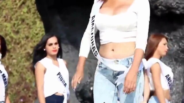 Rehearsal beauty t-pageant