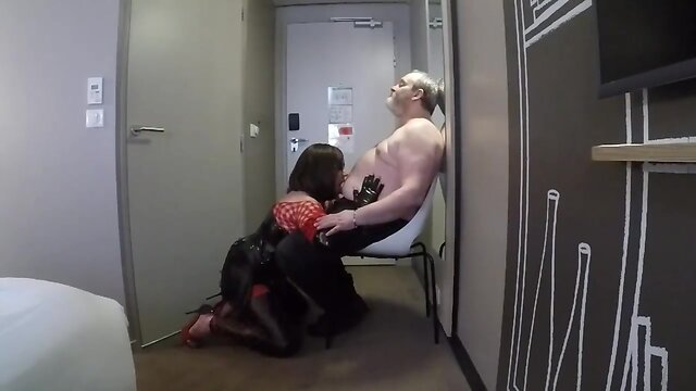 Alex in love (mischievous ts with her man)