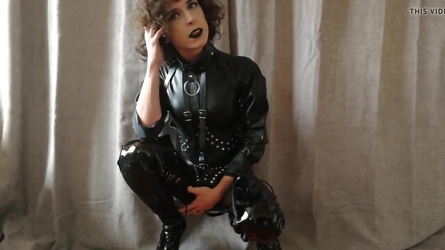 Assis toi sur ma bite fais moi jouir