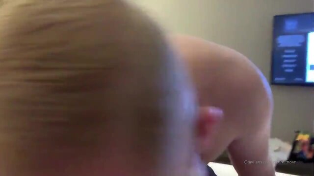 Blond shemale bbw fucking a nerd