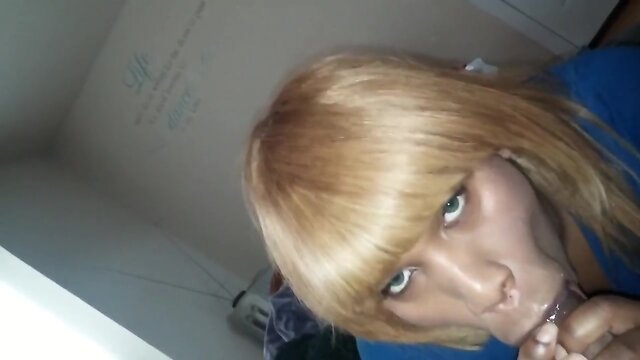 Shemale giving that good head