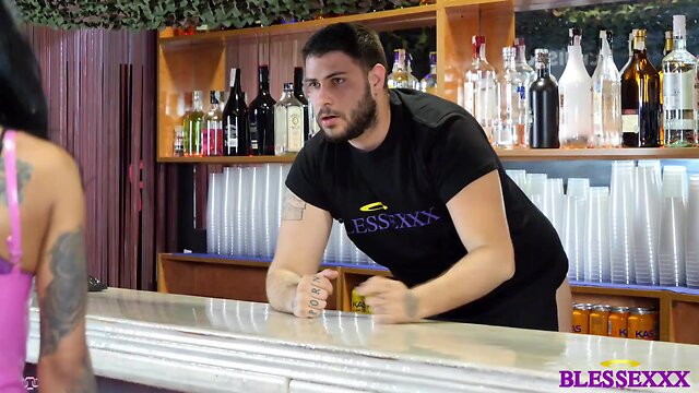 Party with surprise - magic javi & suzy ambar