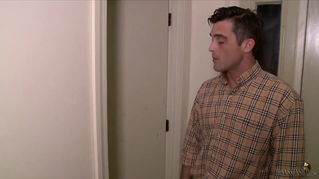 Lance hart have fun with tran sunday valentina