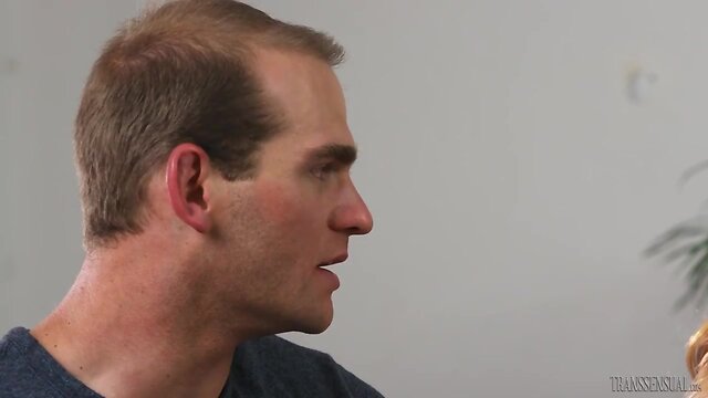 I love guys with large dicks - shiri trap