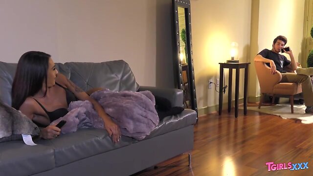 T-Girls.xxx - khloe kay gets her booty hammered hard