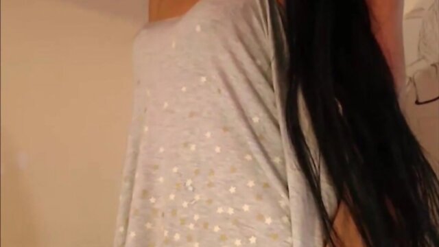 Very pretty young trap on web cam