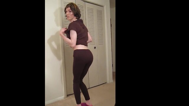 Sexy large schlong tv love being a crossdresser