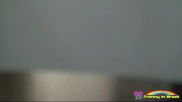 Conheci ela na internet.