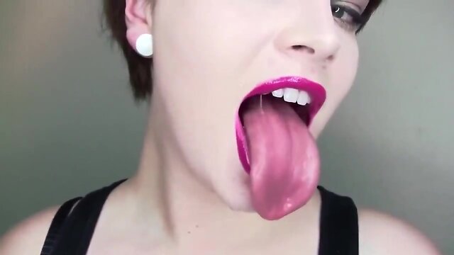 Beauty girls tongue -1