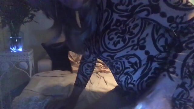 Dakota: hypno crossdresser...