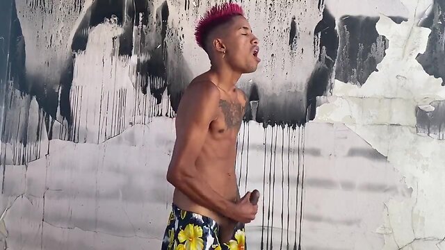 Brinquedo em uma punheta gostosa