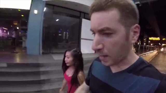 Enormous breasted tgirls, mango square (cebu city) - philippines expat vlog #37