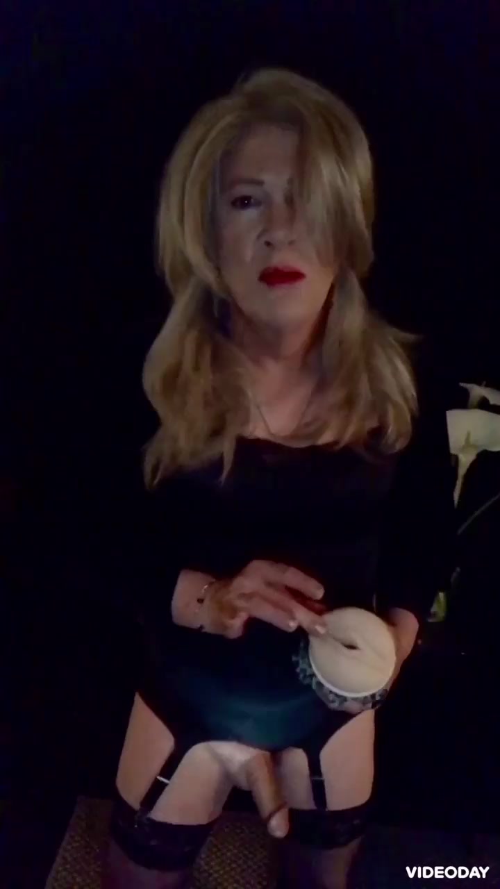 Dakota: feel real..
