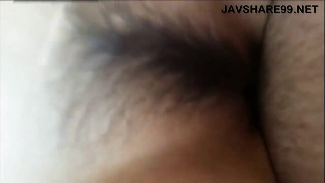 Mystery and Elegance: Chinese Model`s Sensual Experience