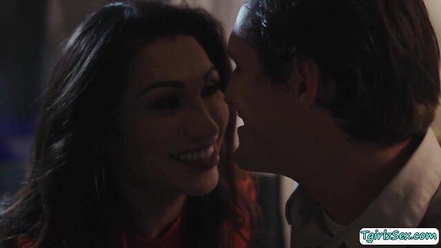 Chesty transsexual jessy dubai analed by stepbro