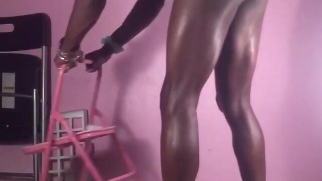 The Amateur Crossdresser: Twerking, Flaunting, and Showing Off for Gay Twink Fun!