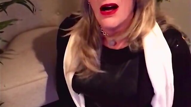 Dakota: private parts..